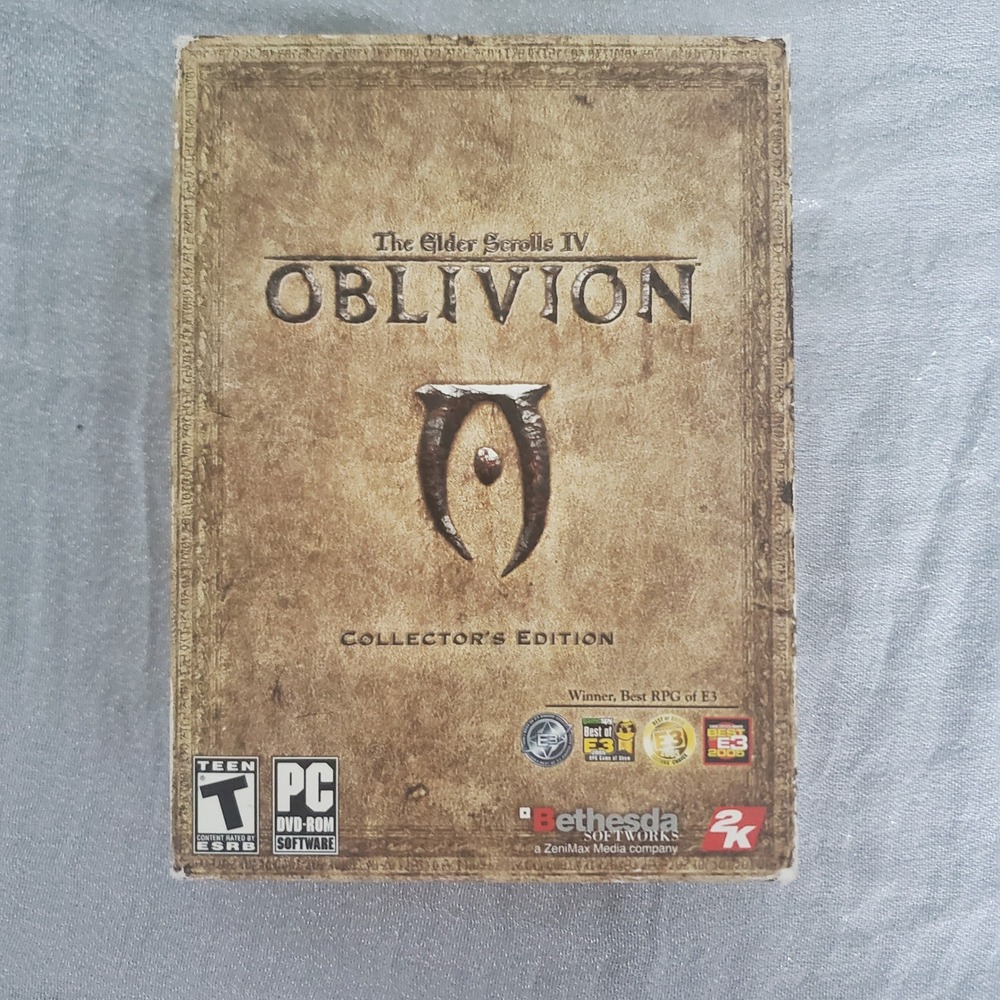 The Elder Scrolls IV Oblivion Collector's Edition PC Game Bonus‎ DVD Book Map
